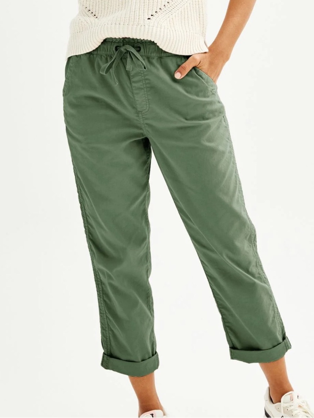 Sonoma Goods For Life Easy Paper Bag Waist Capri in Green, size Large